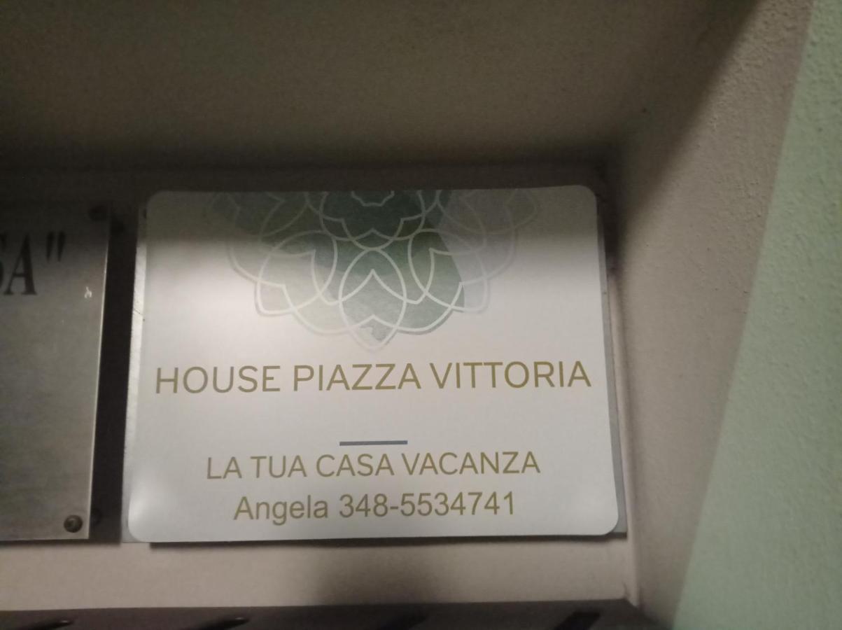 House Piazza Vittoria Lägenhet Medole Exteriör bild